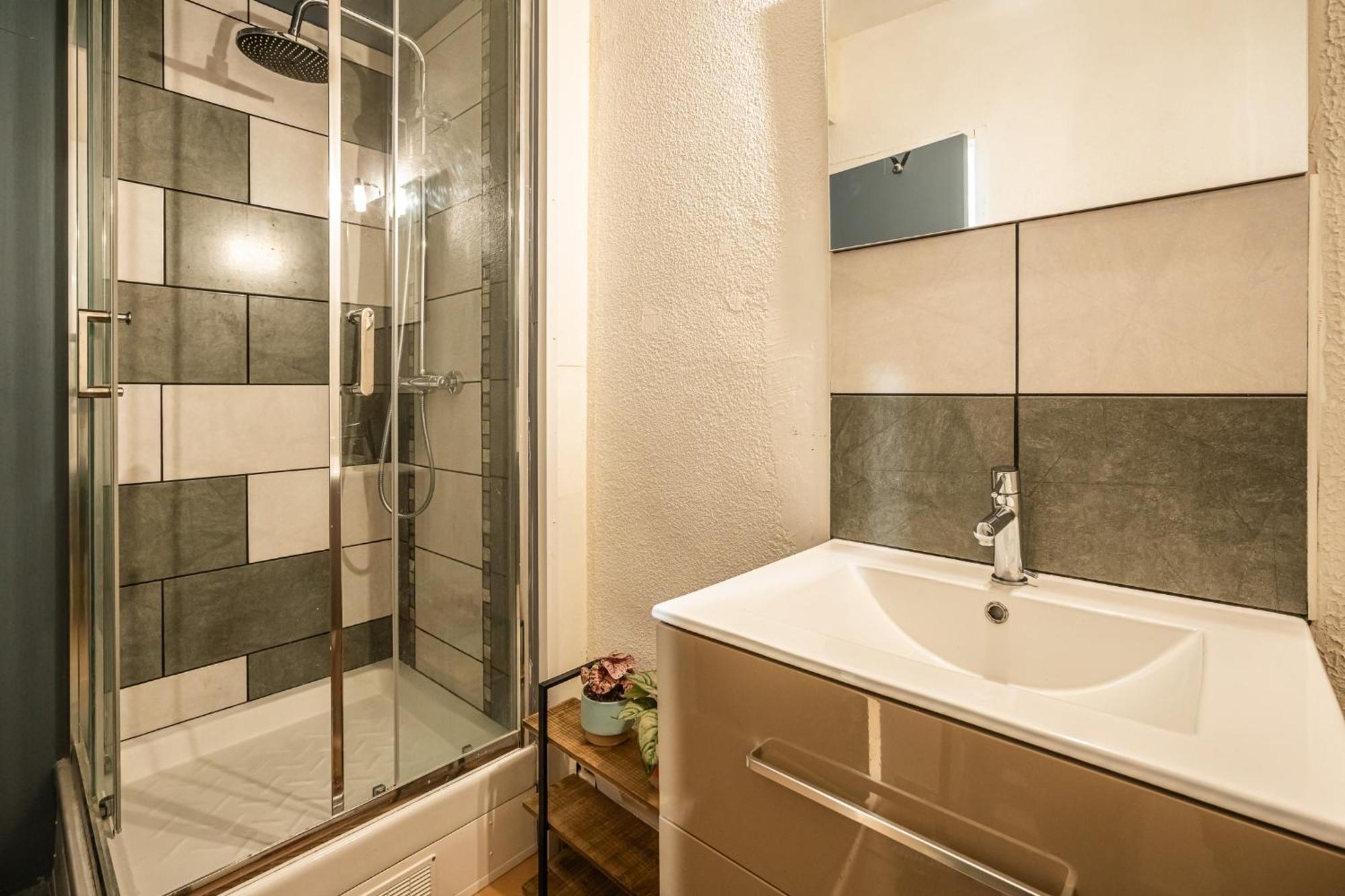 Le Cocon Urbain Apartment Narbonne Bagian luar foto